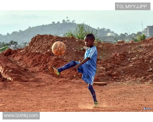 足球明星小身体形象解析男孩们的运动梦想与成长之路