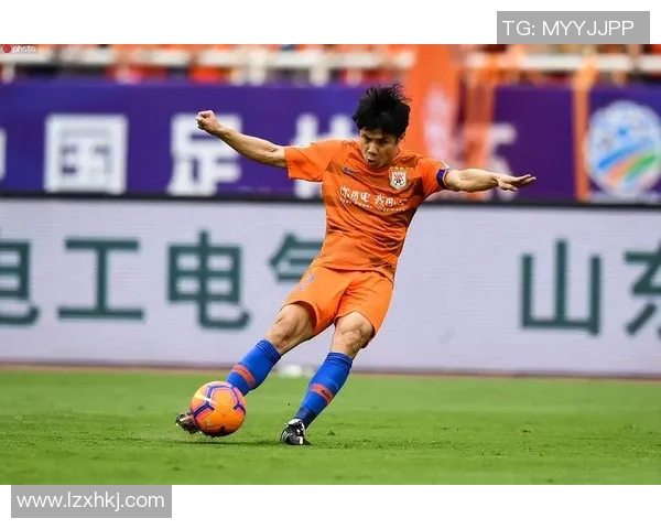 追忆绿茵场上的传奇瞬间足球明星们的辉煌岁月与感动时刻 追忆绿茵场上的传奇瞬间足球明星们的辉煌岁月与感动时刻